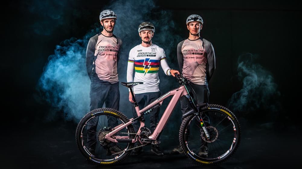 Moustache SR Suntour Team 2026