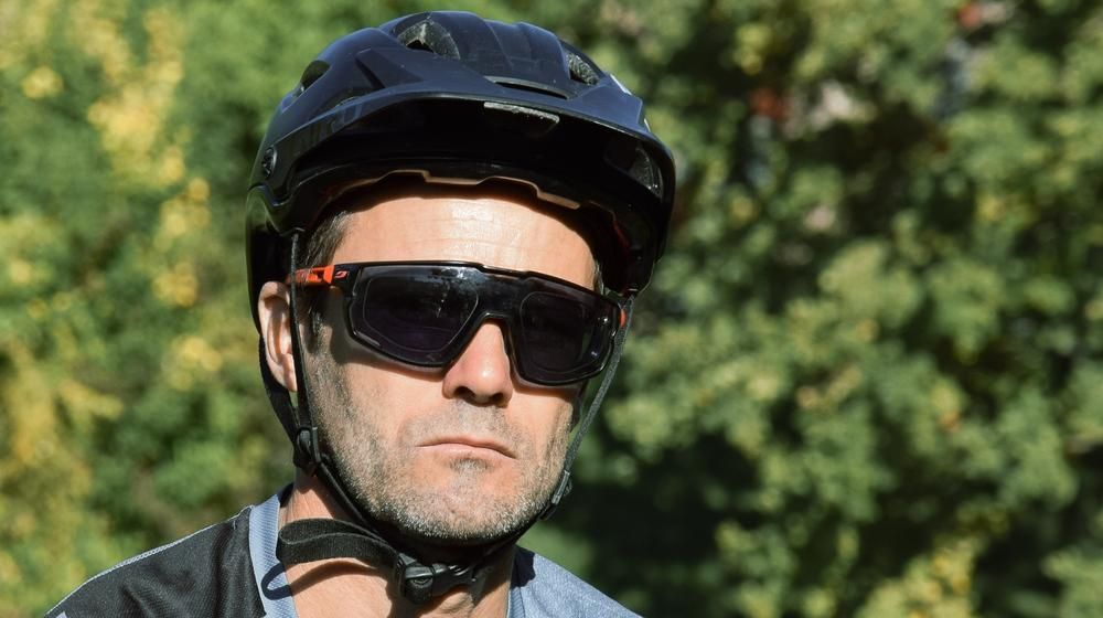 Die zwei Jahre sind der Brille anzusehen. Aber sie funktioniert weiterhin.