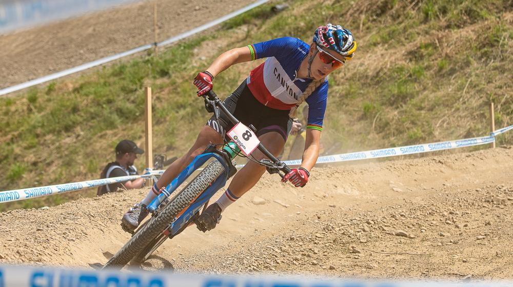 Pauline Ferrand-Prevot ersprintet Sieg in Val di Sole 2019