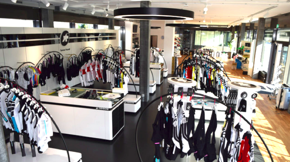 Assos Pro Shop, Uster