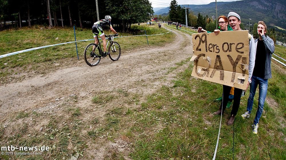 29ers are gay! Foto: Constantin Fiene – www.mtb-news.de