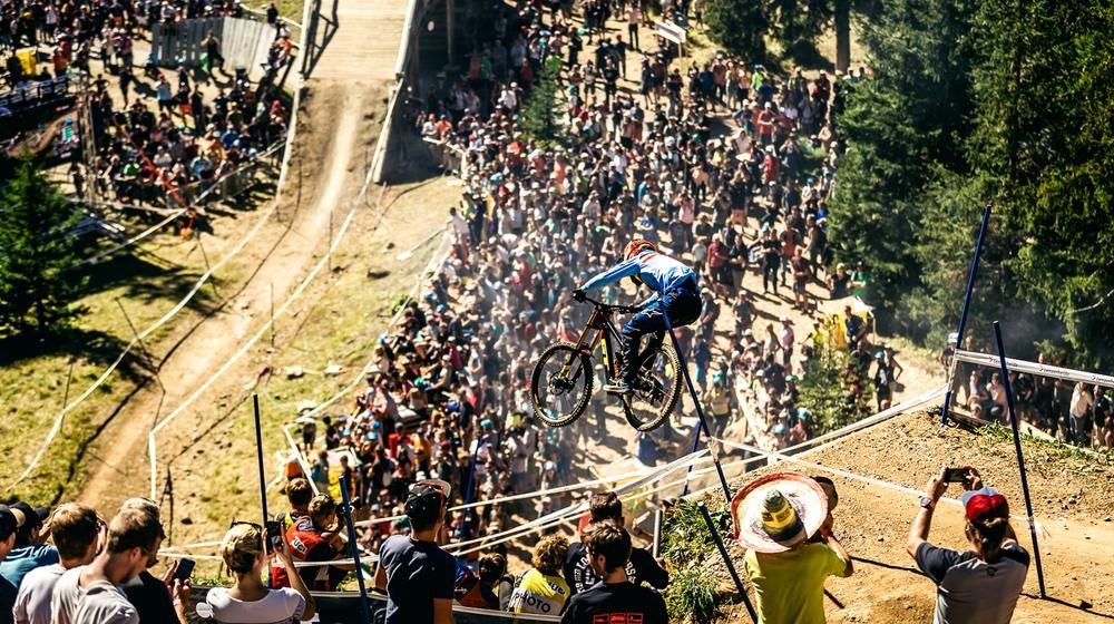 Martin Maes Downhill Vize-Weltmeister UCI 2018