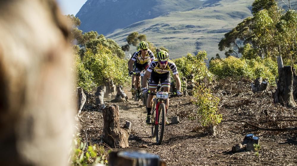 Gesamtsieg für Schurter und Stirnemann beim Cape Epic 2017
