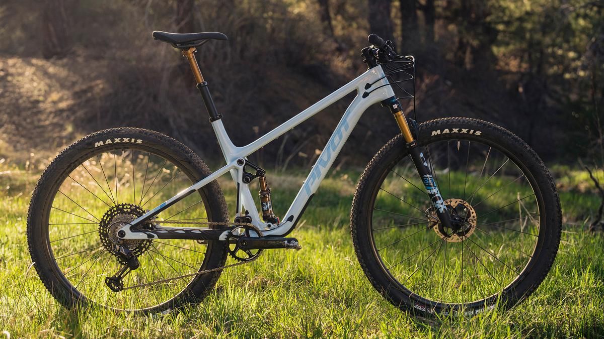 Pivot Mach4 SL