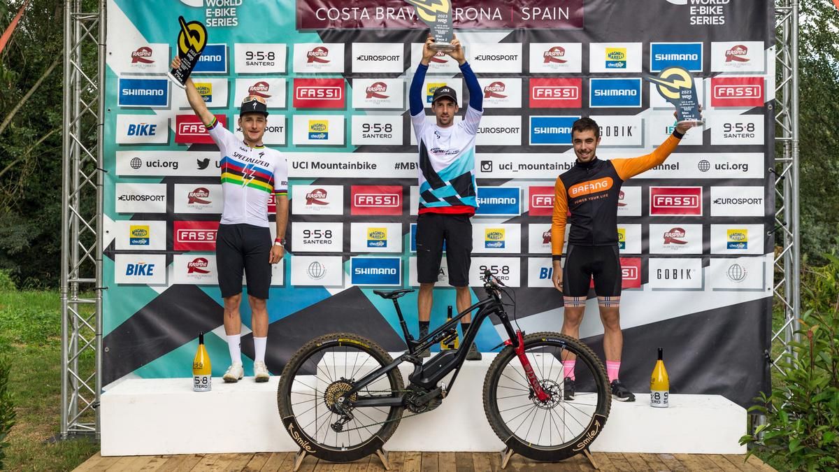 Jérôme Gilloux gewinnt E-Bike Weltcup – Ryf Zweiter.