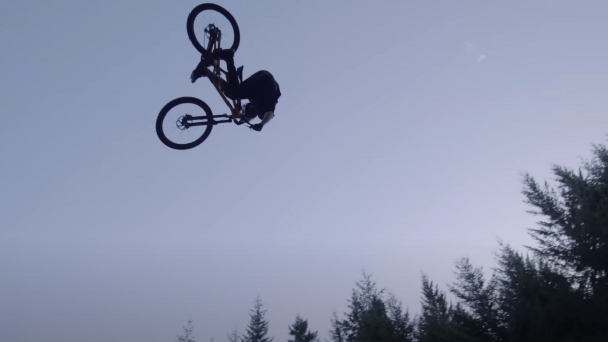 Circles Clip - Commencal