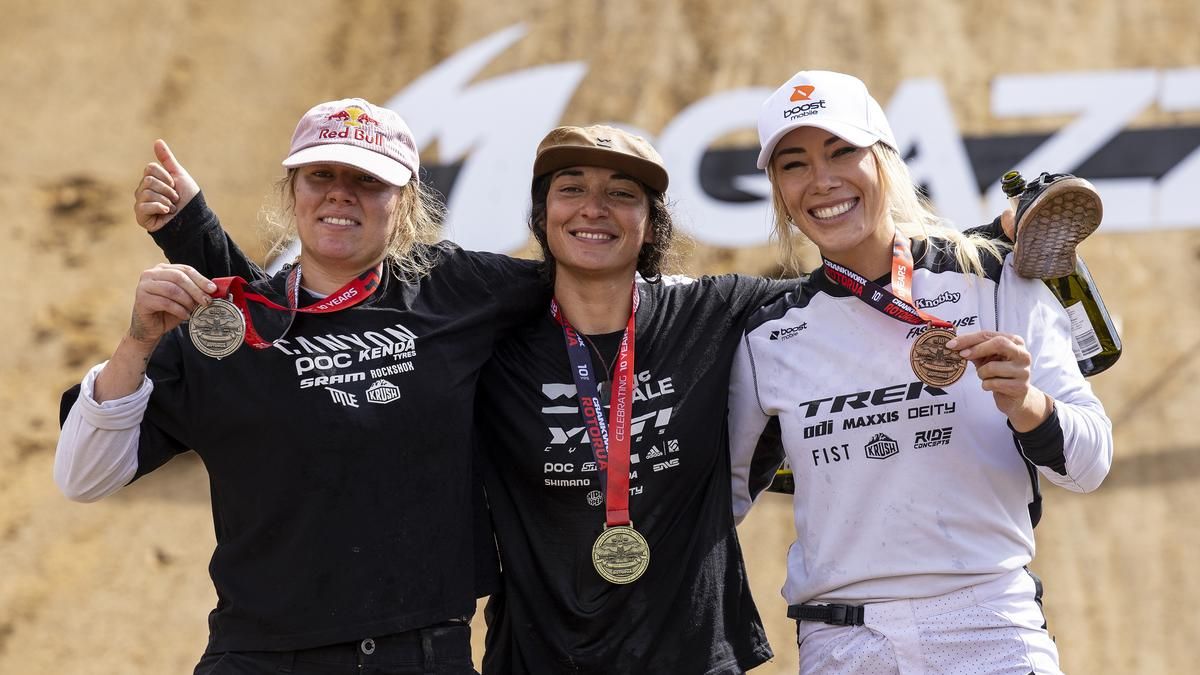 v.l. Harriet Burbidge-Smith, Robin Goomes und Caroline Buchanan.