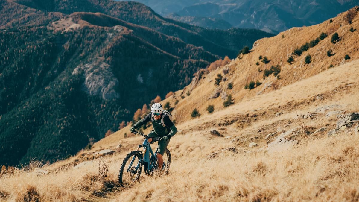 Uphill Flow