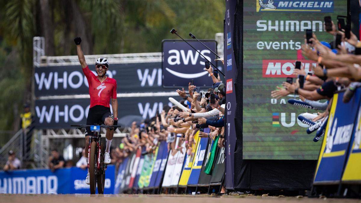 UCI Cross-country Short Track World Cup. Men Elite winner @ Araxá, Minas Gerais Christopher BLEVINS