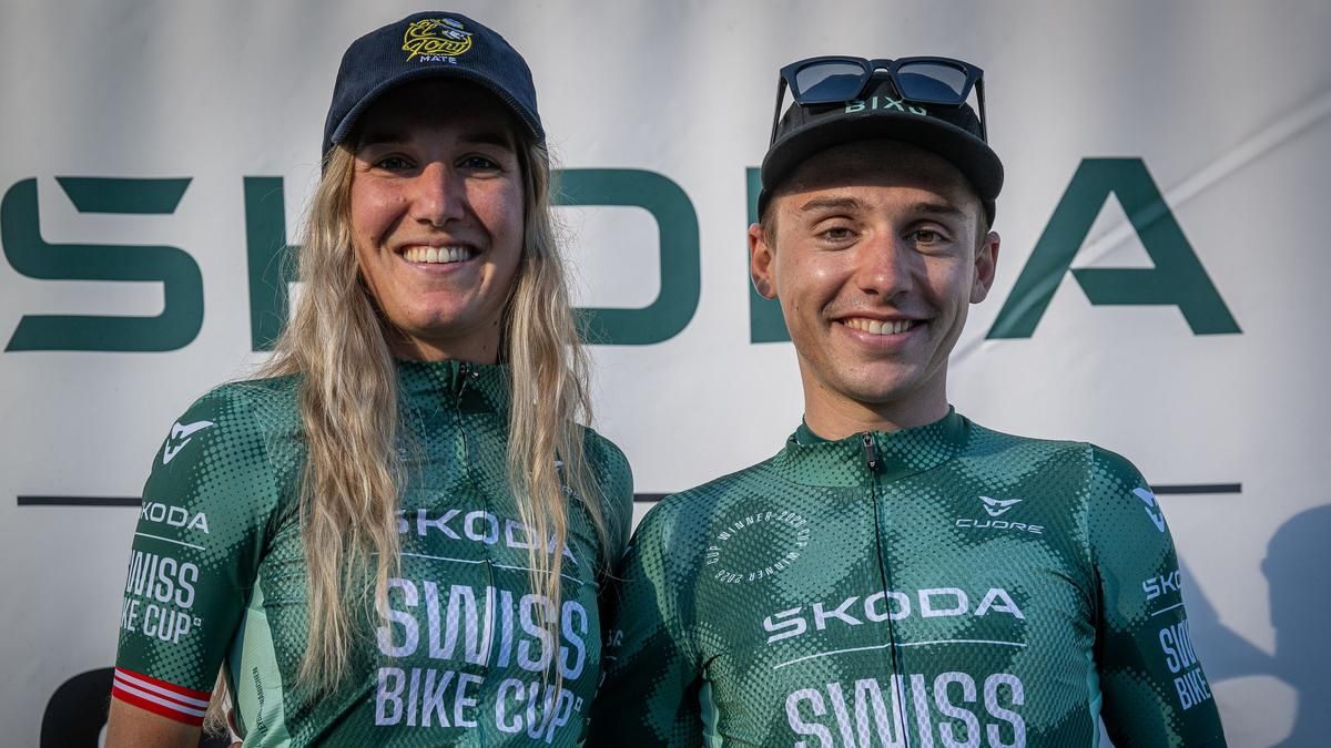 Nicole Koller und Luca Schätti, die Gewinner des Skoda Swiss Bike Cup 2026.