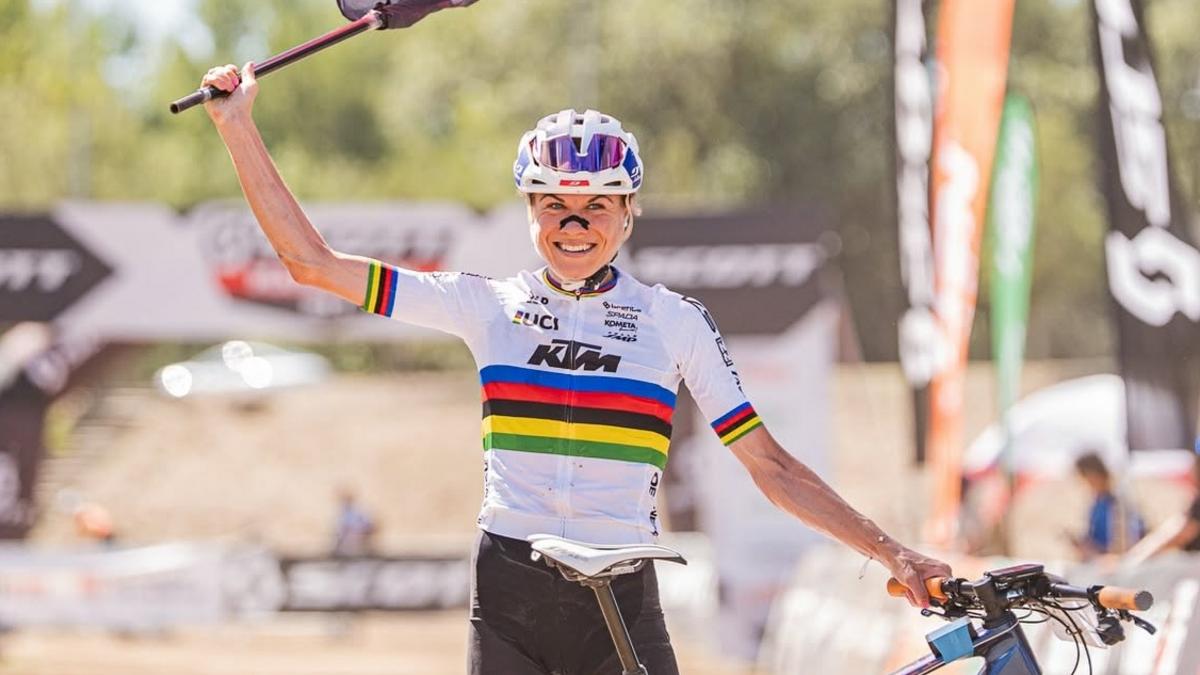 Anna Weinbeer - HERO Marathon Weltcup Gesamtsiegerin 2026