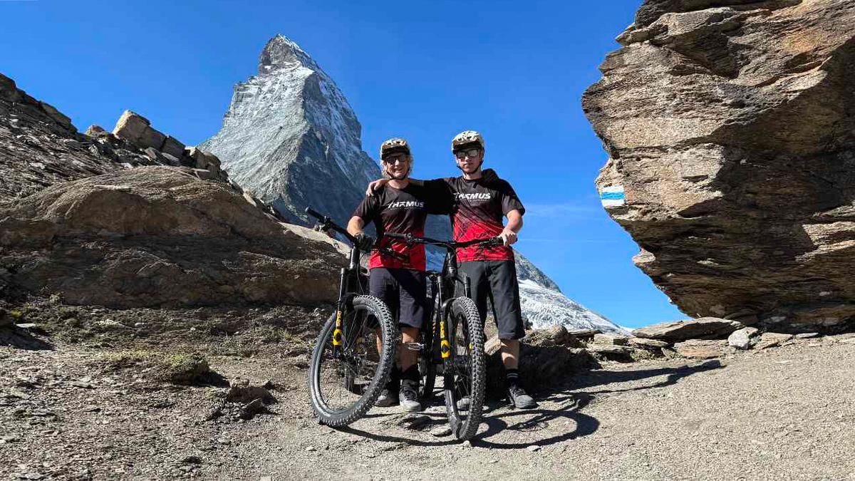 Bendicht und Nick Küpfer erziehlen Weltrekord auf E-Mountainbikes: ©RID – Rekord Institut Deutschland