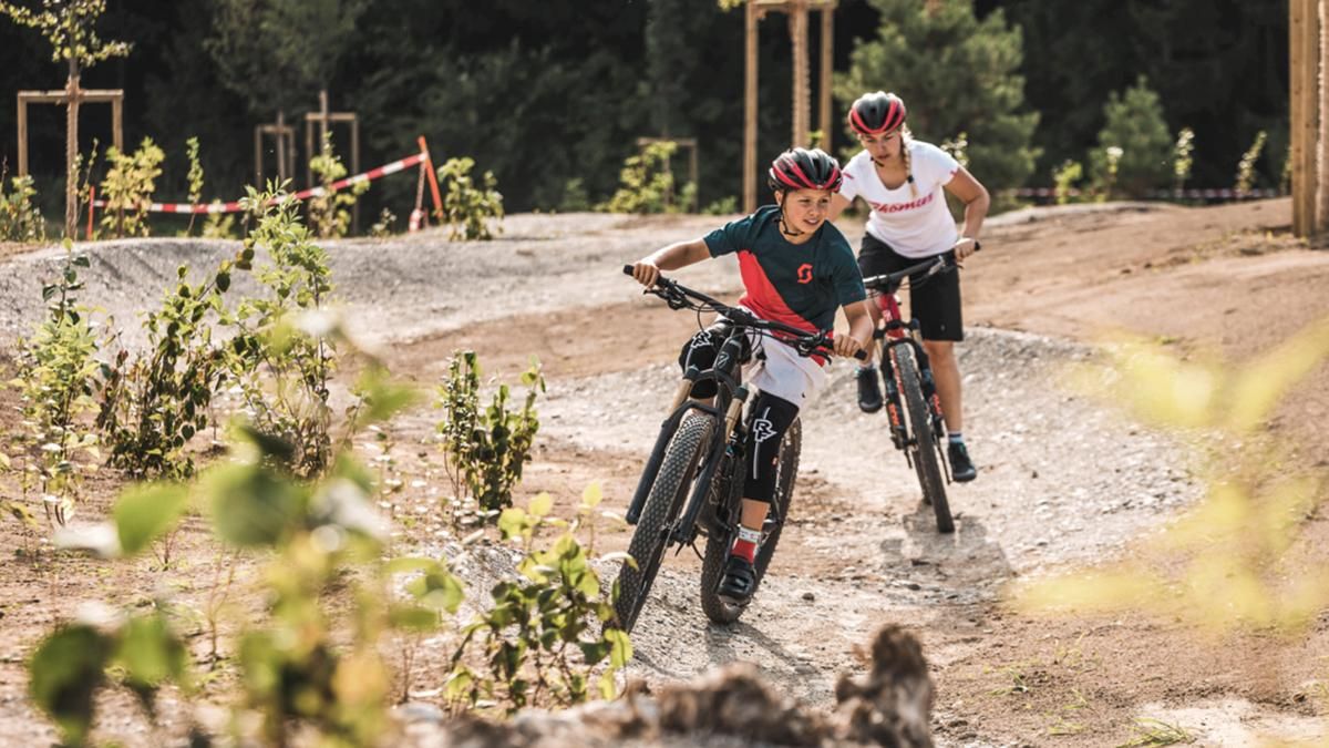 Skills Area Adelboden Mountainbike Park Pumptrack