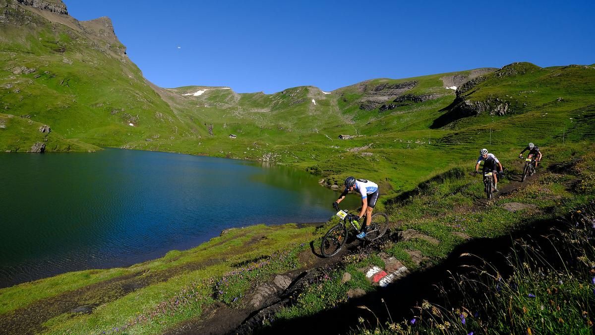 Huber gewinnt eiger Bike 2019