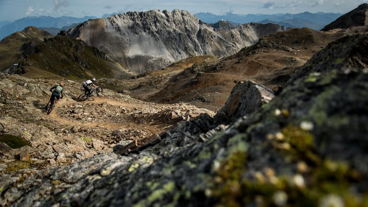 Bike Kingdom Lenzerheide // Dark Side of the Moon // Umfrage