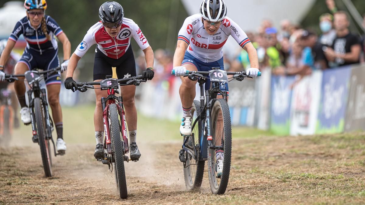Sina frei wird Short-Track-Weltmeisterin 2021