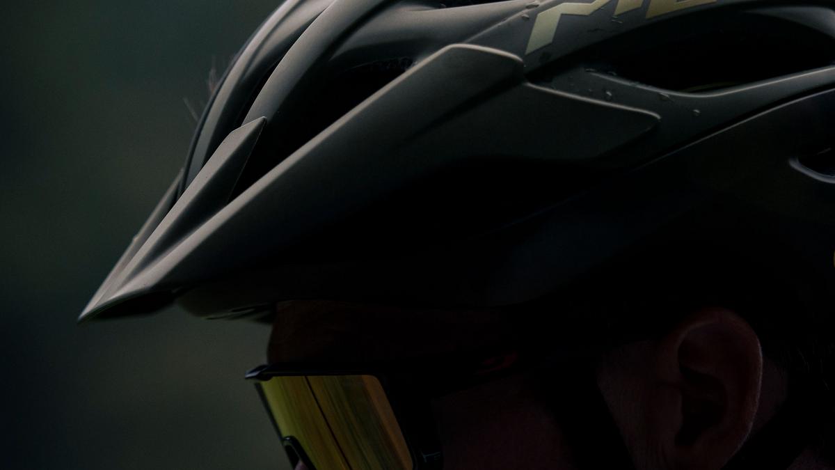 MET Veleno Helm
