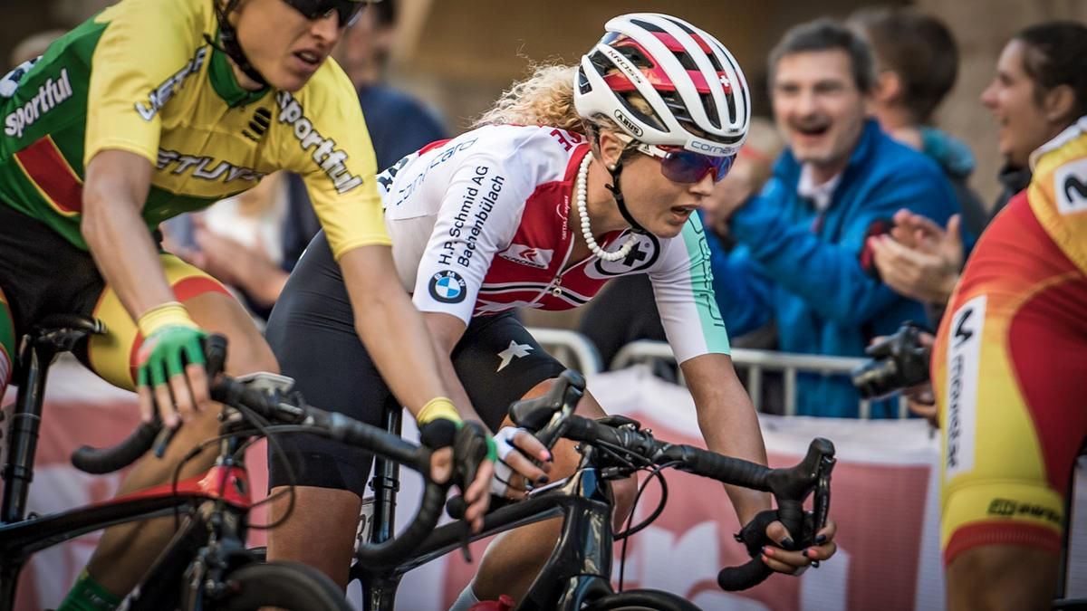 Mountainbikerinnen starten an 1. TdS Women.