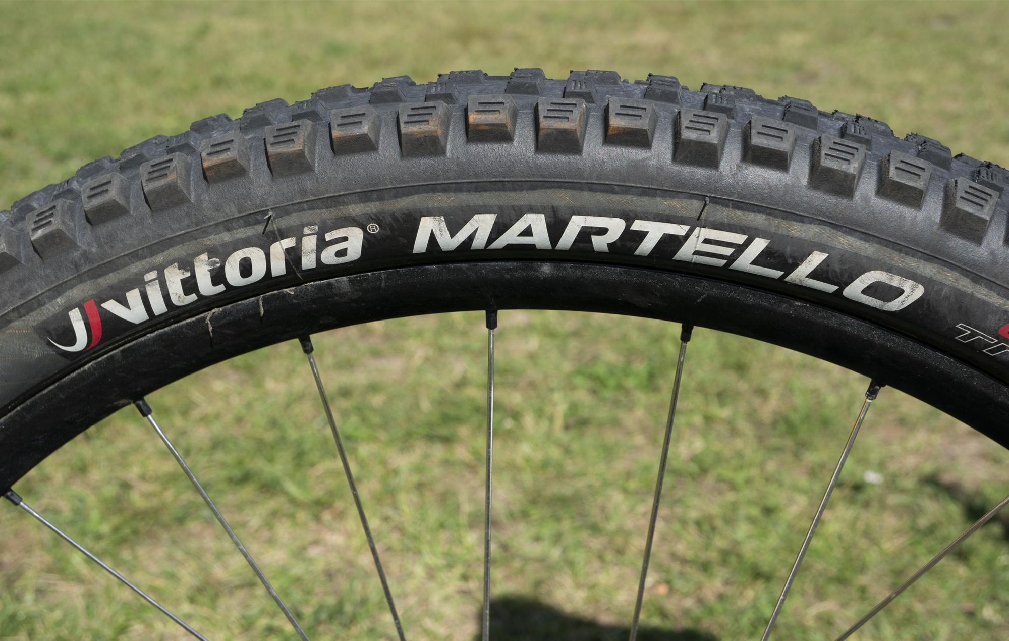 Test Vittoria Mota und Martello Reifen