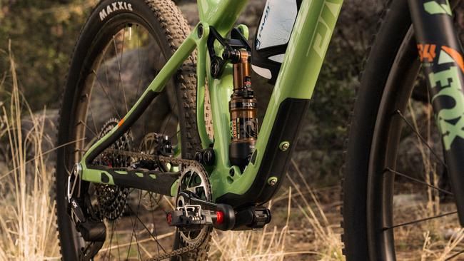 Pivot Mach4 SL