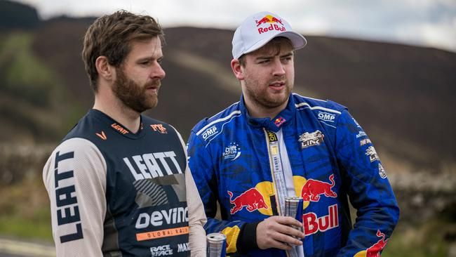 Enduro Racer Greg Callaghan und Drift-Ass Conor Shanahan.