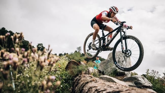 Alessandra Keller fliegt auf Platz fünf. ©Piotr Staron