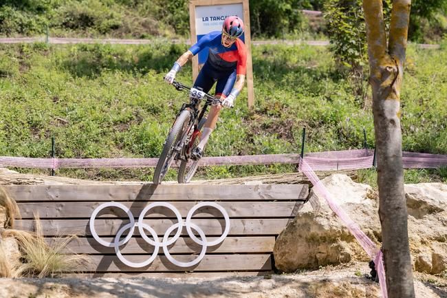 Romano Püntener fährt als einziger Liechtensteiner Olympiaathlet auf Rang 28.
