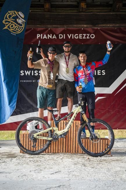 Podest Elite Männer v.l: Urien Minuty, Patrick Lüthi & Gusti Wildhaber.