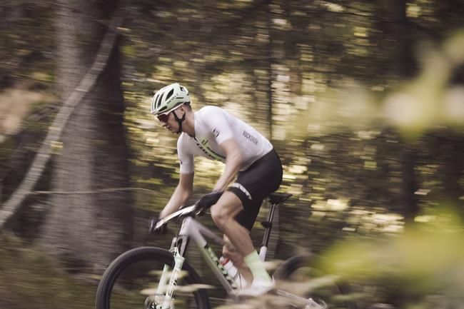 Shooting Star Fabio Püntener fährt bereits die letzten Rennen der laufenden Saison im Scott-Sram-Trikot.