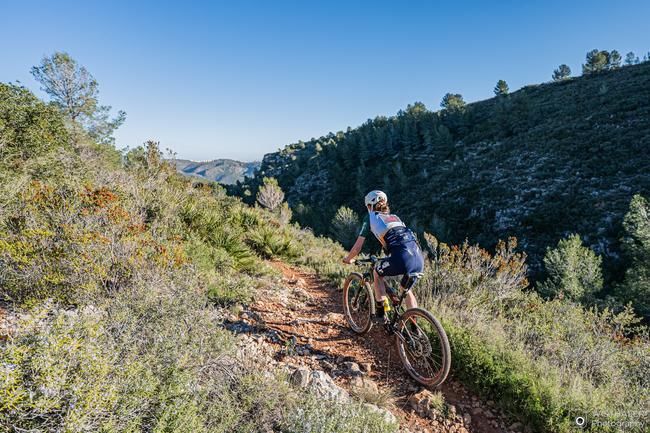 Anna Weinbeer solo an Front am HERO Costa Blanca