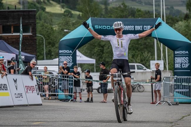 Fabio Püntener Sieger Elite Herren Swiss Bike Cup Savognin