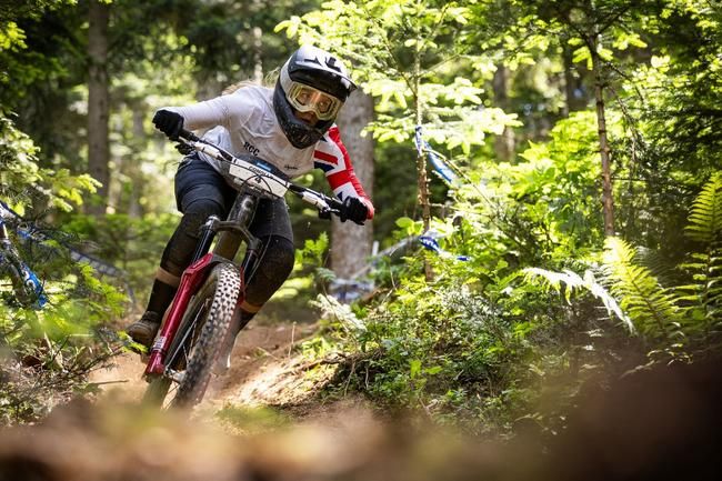 Ella CONOLLY UCI Enduro World Cup - Women Elite winner in Loudenvielle-Peyragudes