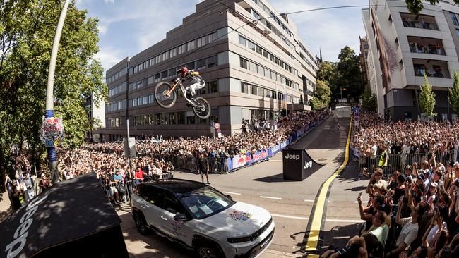Nina Hoffmanns aerodynamische Airtime