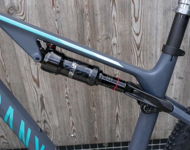 Test Canyon Lux Trail CF 8