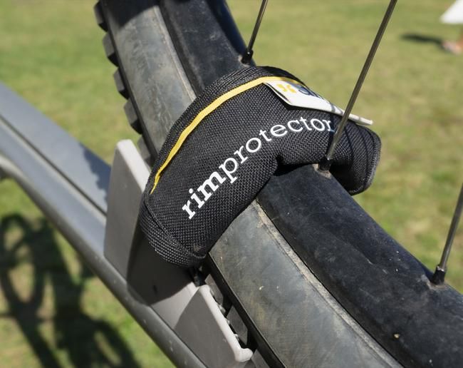 Test Dirtlej Bike Protectoren Extended Package