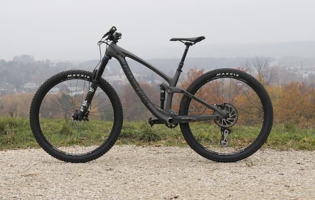 Test Transition Smuggler Carbon GX