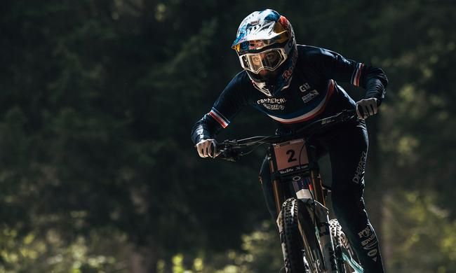 Myriam Nicole ist Downhill-Weltmeisterin 2021