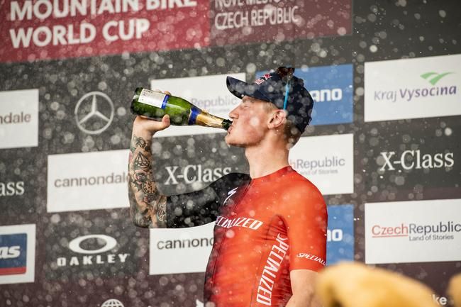 Andreassen gewinnt sein erstes Elite-Weltcup-Rennen 2020