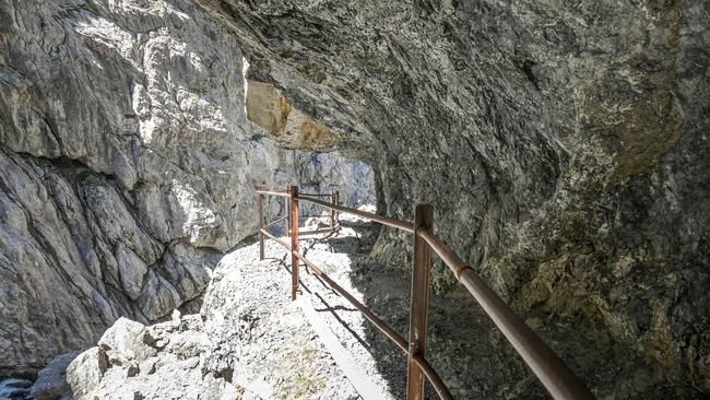 Der einstige Schmugglerweg durch die Uina-Schlucht