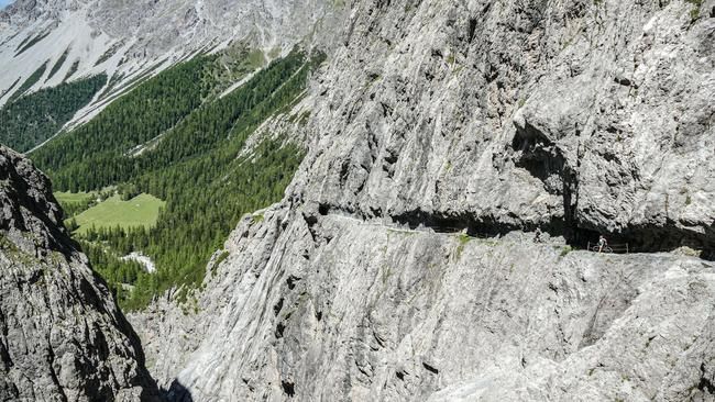 Der Felsenweg im Val d'Uina