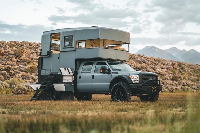 Ford F550-Camper