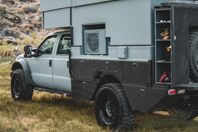 Ford F550-Camper
