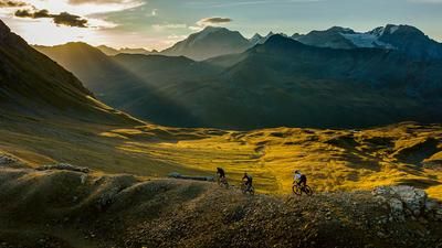 Ride Travel – Stimmungsbild Umbrailpass