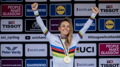 Pauline Ferrand-Prevot Weltmeisterin in Short Track und Cross Country