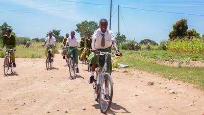 Velafrica - bike to school