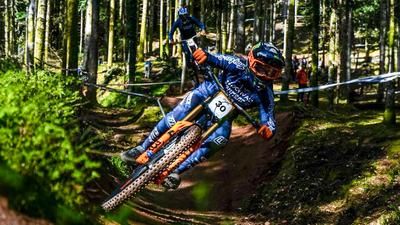 Camille Balanche Descente Des Roches Vosges St. Dié Downhill Mountainbike