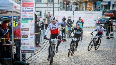 Colombo und Indergand in Deutschland auf Short Track Podest.