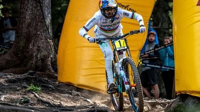 Myriam Nicole zum Saisonauftakt 2022 in Lourdes