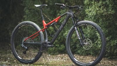Arc8 Evolve FS 2022