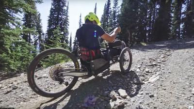 Adaptive Mountainbike Hand-E-Mountainbike Bragg Bowhead